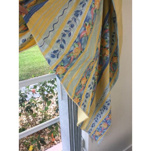 Vintage Discontinued Croscill Fiesta Curtain Swags set of 2 160x42 - Picture 3 of 9